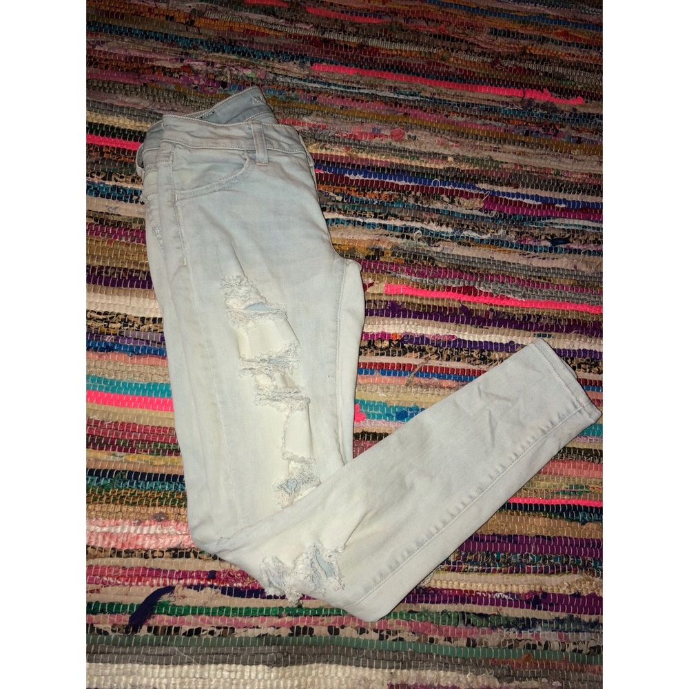 AE Destroyed Jeggings